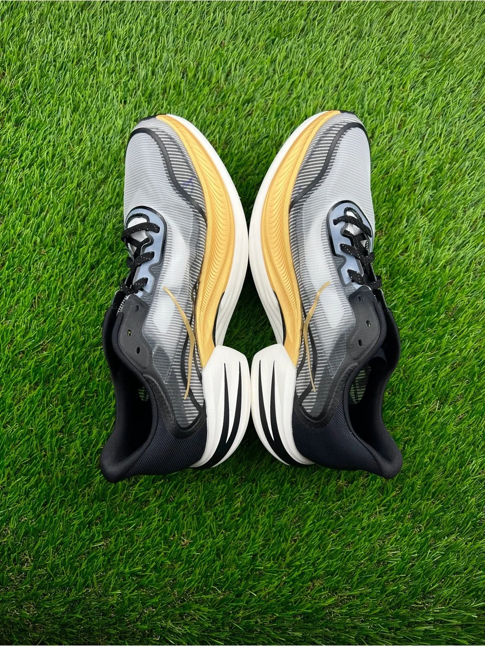 Hoka One One Cielo X1 2.0 Men’s Marathon Carbon Plated Running Shoes - 10